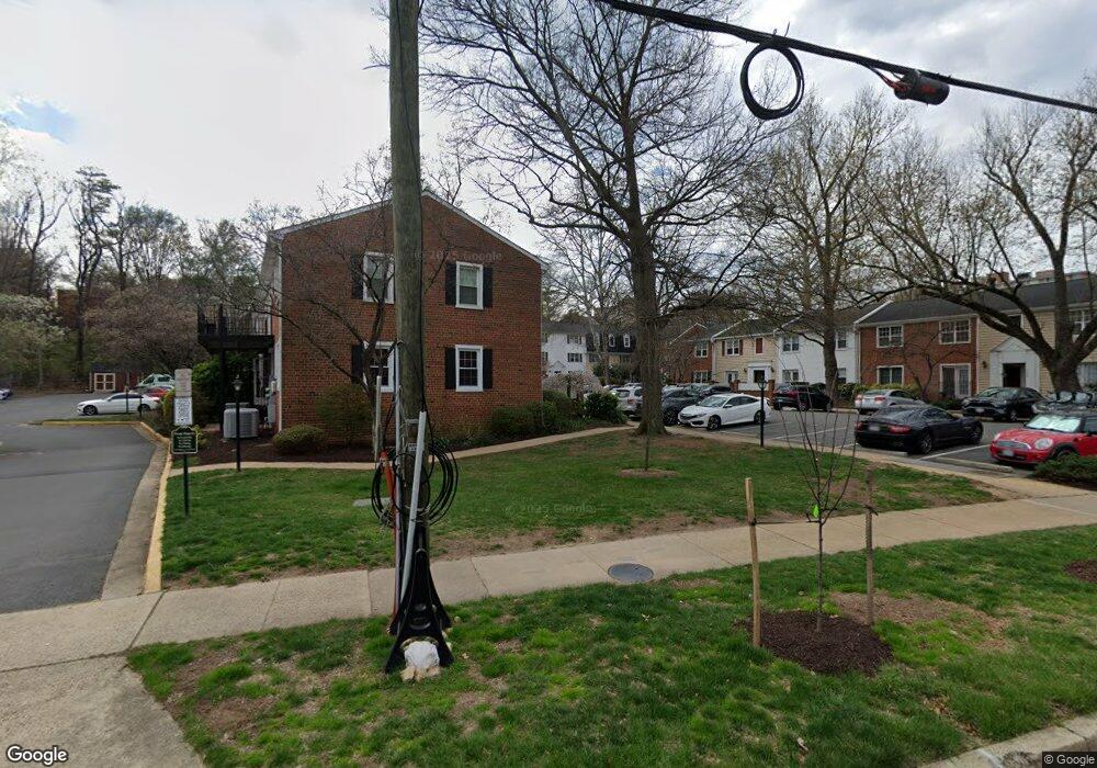 2657 S Walter Reed Dr unit A, Arlington, VA 22206 - photo 1