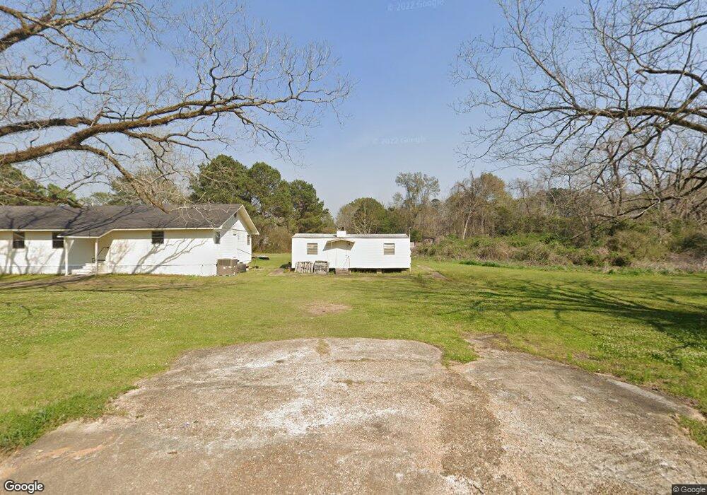 709 Mason St, McComb, MS 39648 - photo 1