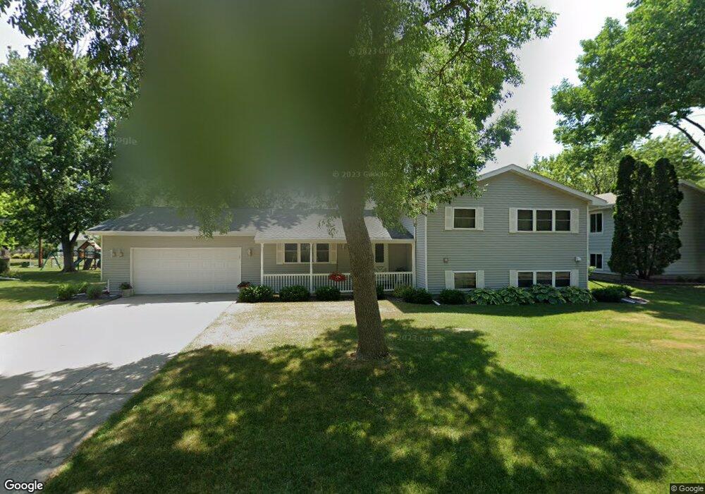 1625 Canary Dr, Albert Lea, MN 56007 - photo 1