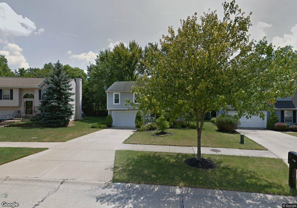 9785 Grist Mill Run, Olmsted Falls, OH 44138 - photo 1