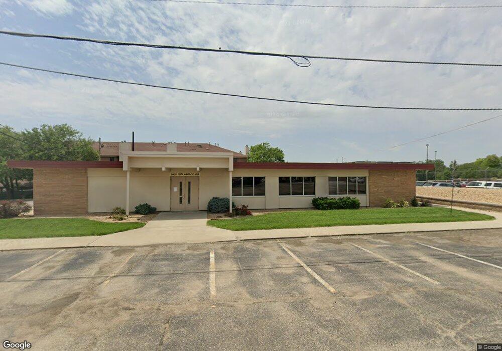 3031 SW Armco Dr, Topeka, KS 66611 - photo 1