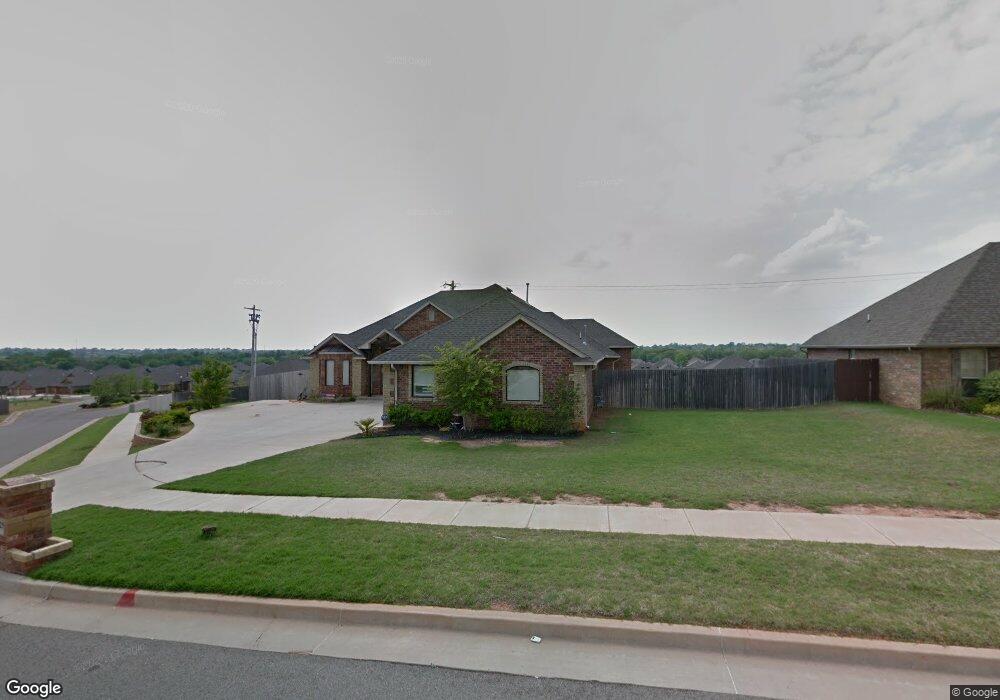 1125 Kelsi Dr, Moore, OK 73160 - photo 1