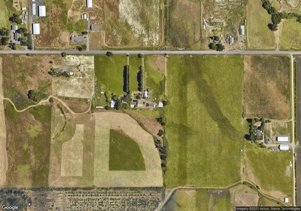 1970 E Vilas Rd, Central Point, OR 97502 - photo 1