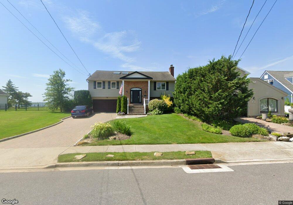 26 Fairview Place, Freeport, NY 11520 - photo 1