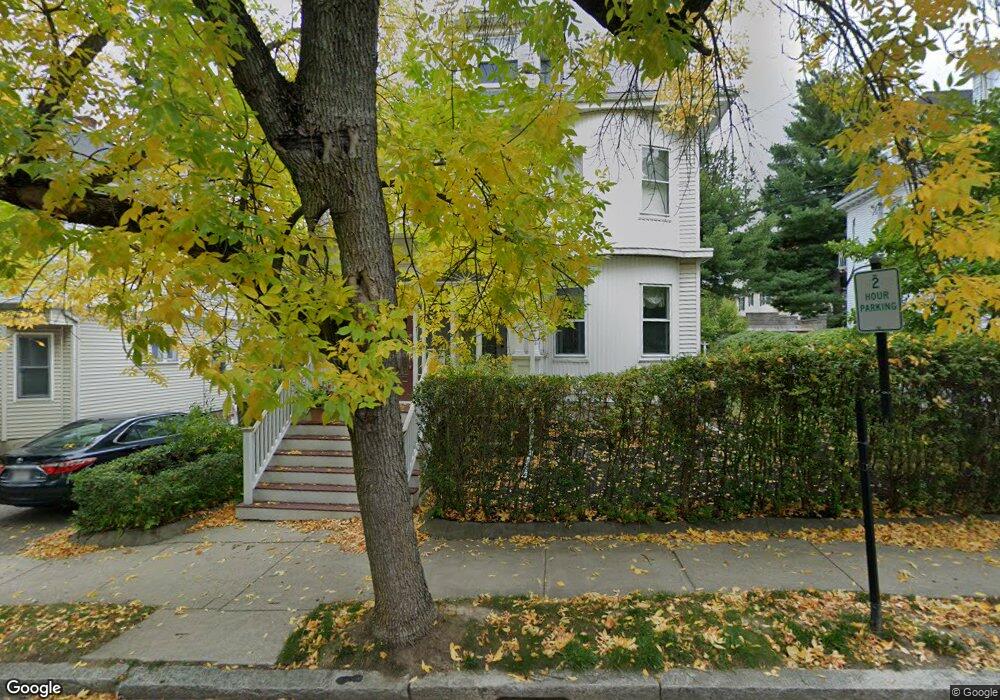 121 Thorndike St, Brookline, MA 02446 - photo 1