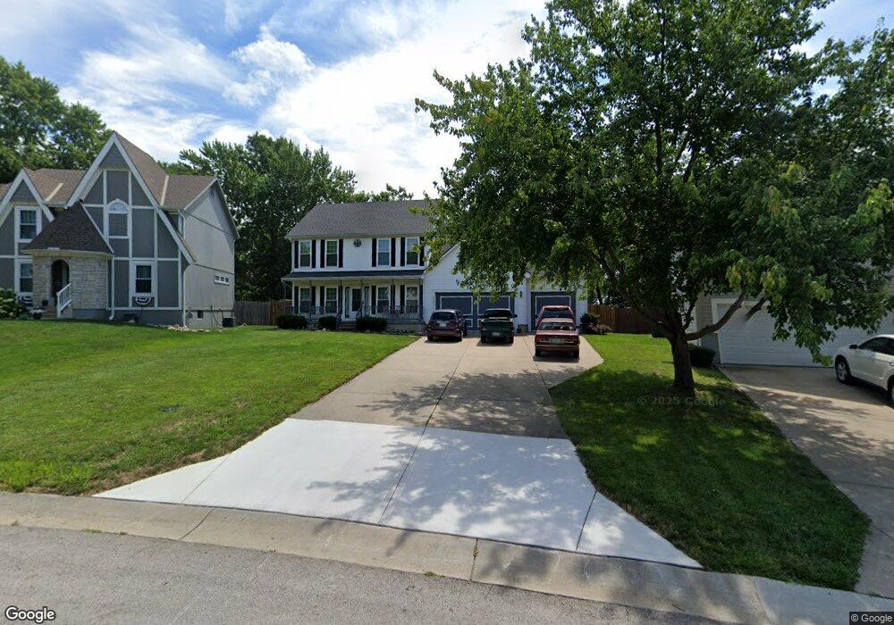 6125 Rosehill Rd, Shawnee, KS 66216 - photo 1