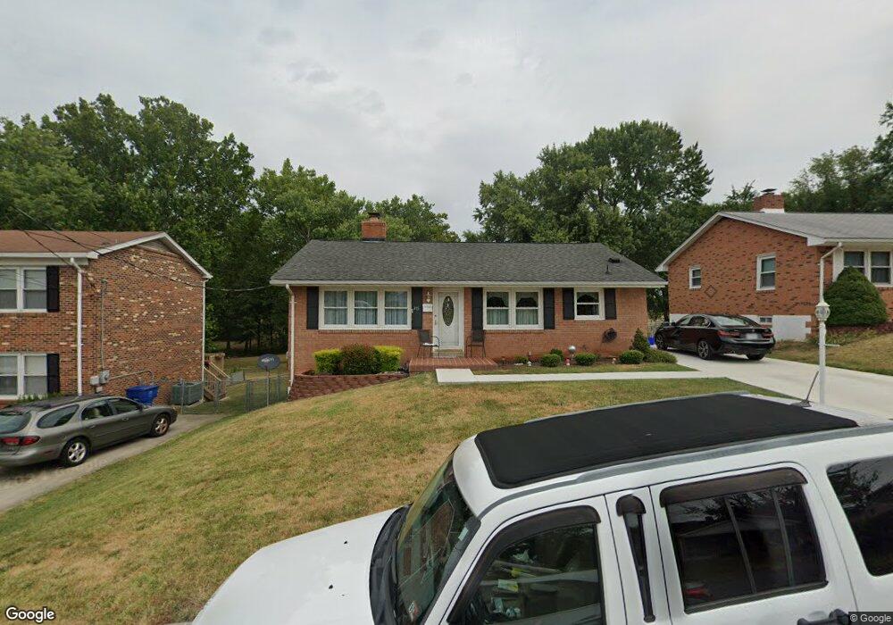 375 W 11th St, Front Royal, VA 22630 - photo 1