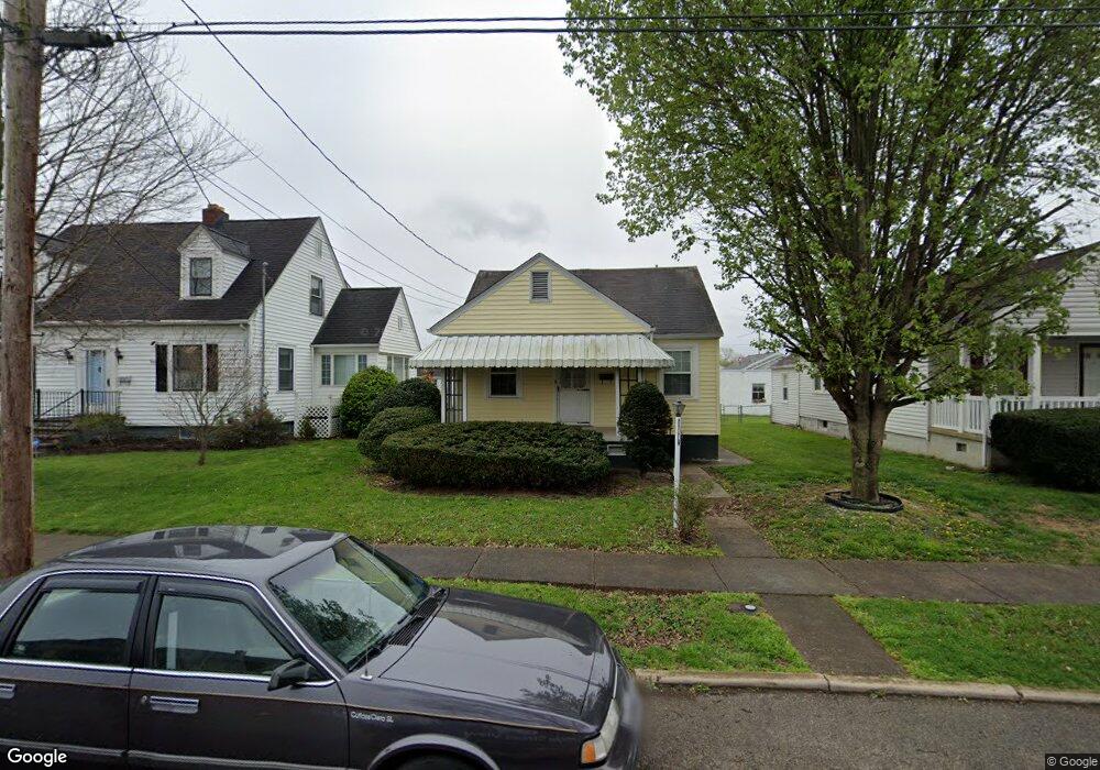 310 22nd St, Dunbar, WV 25064 - photo 1