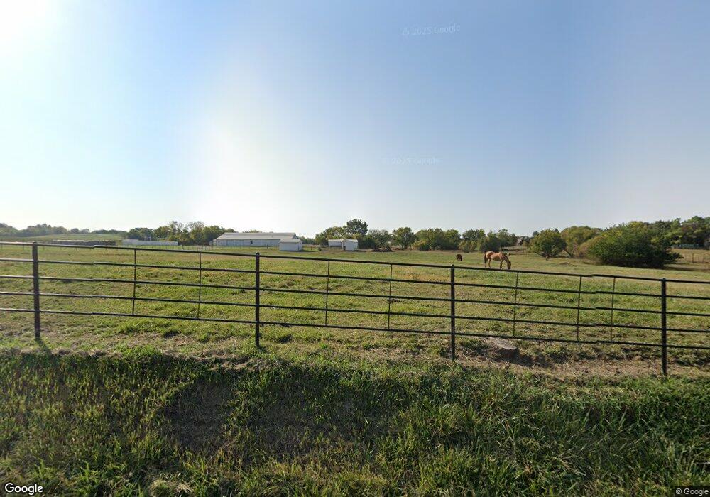 105 W Hubach Hill Rd, Raymore, MO 64083 - photo 1