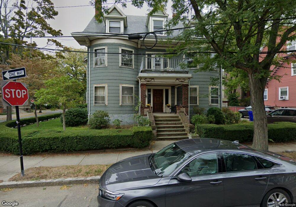 147 Coolidge St unit 3, Brookline, MA 02446 - photo 1