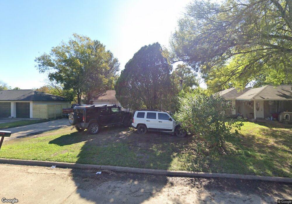 2131 Mosher Ln, Houston, TX 77088 - photo 1