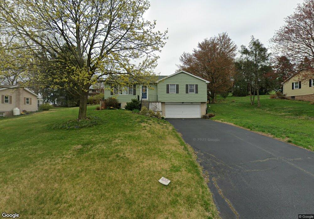 351 Rose Hill Rd, Ephrata, PA 17522 - photo 1