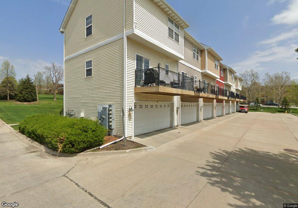 2112 High St, Des Moines, IA 50312 - photo 1