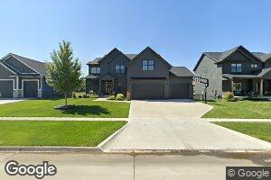 3154 Glenwood Dr, West Des Moines, IA 50265