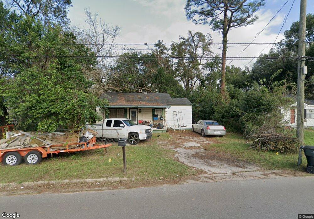 2561 Townsend St, Brunswick, GA 31520 - photo 1