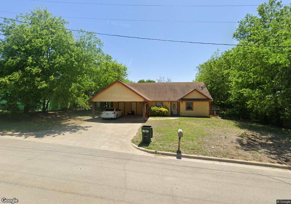 418 Soward Ave, Weatherford, TX 76086 - photo 1