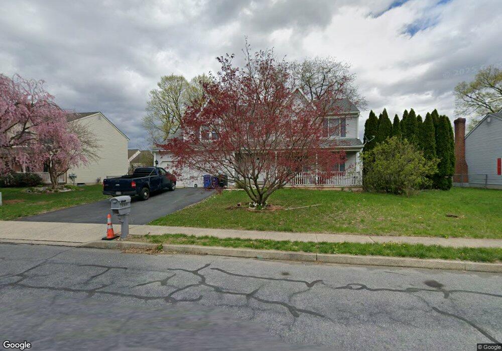 1018 Boeshore Cir, Reading, PA 19605 - photo 1