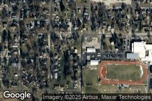 304 S School St, Colfax, IL 61728