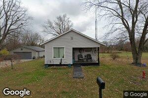 510 E 7th St, Sandoval, IL 62882