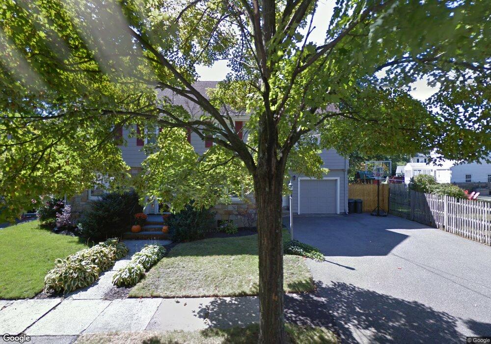 28 Garfield Rd, Milton, MA 02186 - photo 1