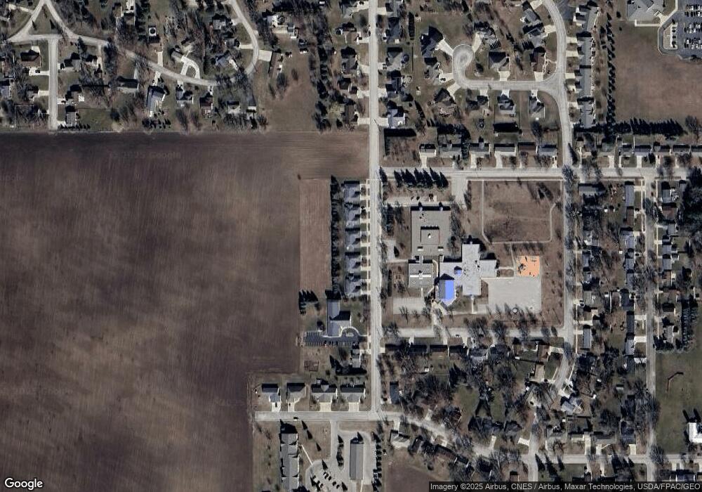 2010 16th St SW, Austin, MN 55912 - photo 1