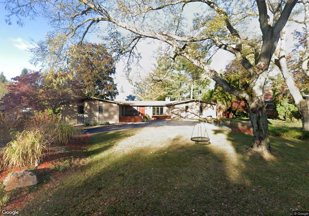 3475 W Breckenridge Ln, Bloomfield Hills, MI 48301 - photo 1