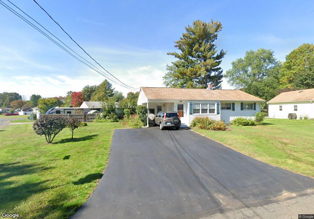 13 Hillyer Dr, Enfield, CT 06082 - photo 1