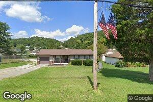 106 Roosevelt Blvd, Eleanor, WV 25070