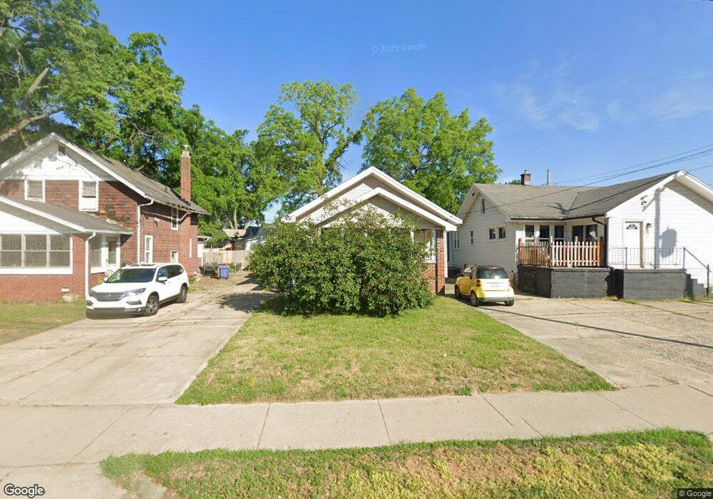 2059 Plainfield Ave NE, Grand Rapids, MI 49505 - photo 1