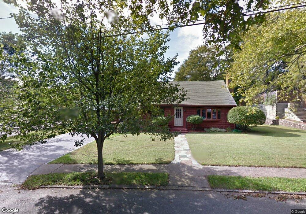 12 Hayes Rd, Salem, MA 01970 - photo 1