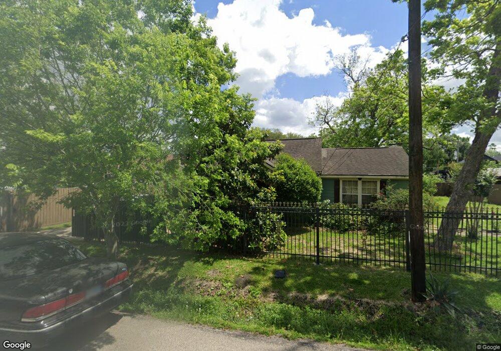 4312 Delhi St, Houston, TX 77022 - photo 1