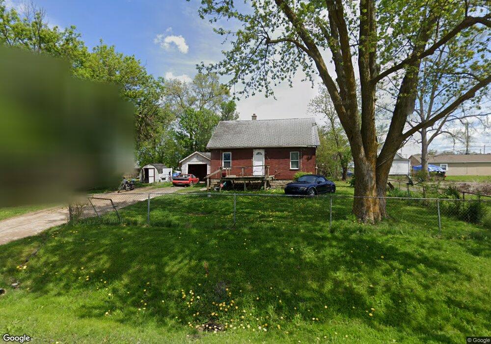 1619 Lambden Rd, Flint, MI 48532 - photo 1
