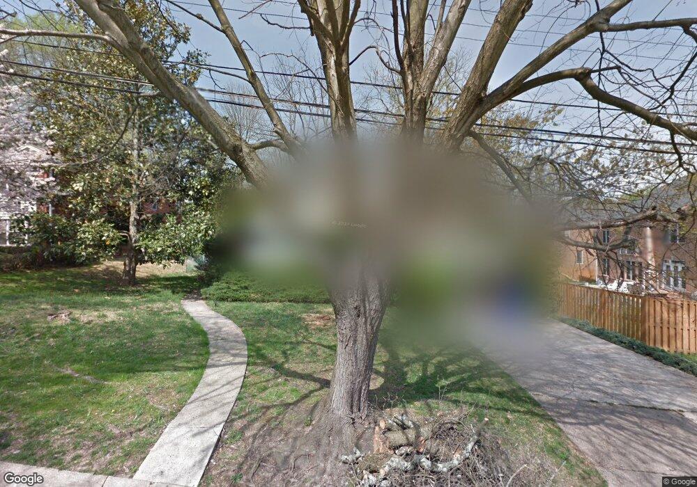 3103 Woodhollow Dr, Chevy Chase, MD 20815 - photo 1