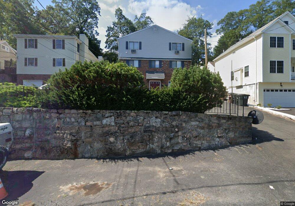 76 Columbus Place unit 2ND F, Stamford, CT 06907 - photo 1