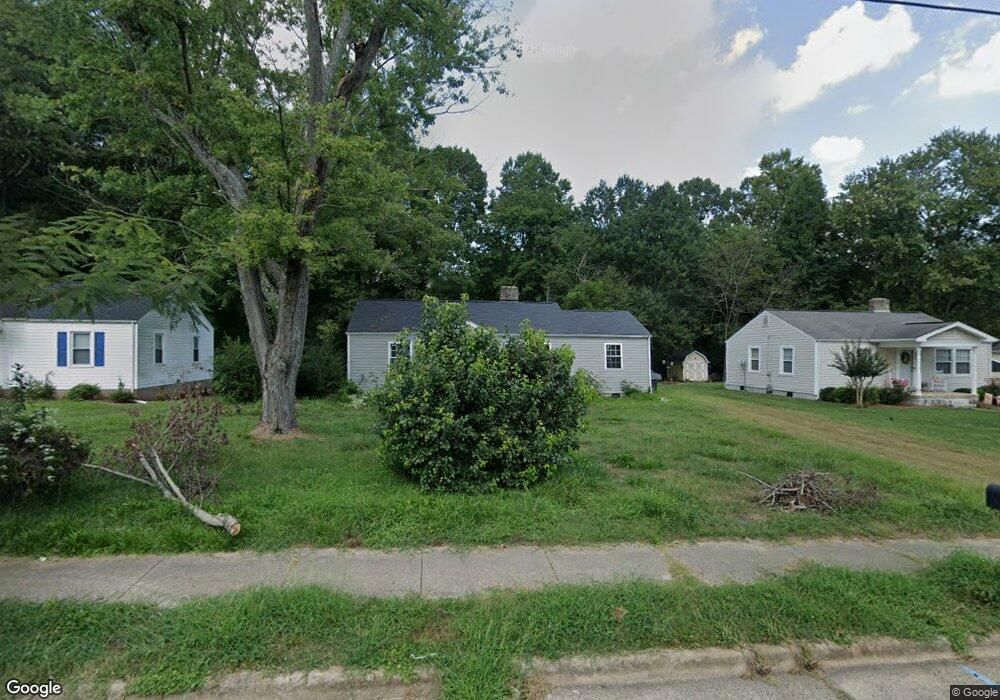 637 Hartness Rd, Statesville, NC 28677 - photo 1