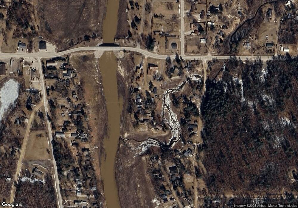 4047 Cobblestone Ct, Beaverton, MI 48612 - photo 1