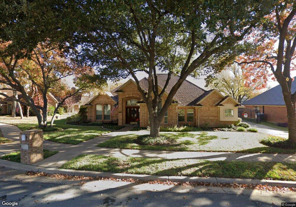 3920 Brookside Dr, Bedford, TX 76021 - photo 1