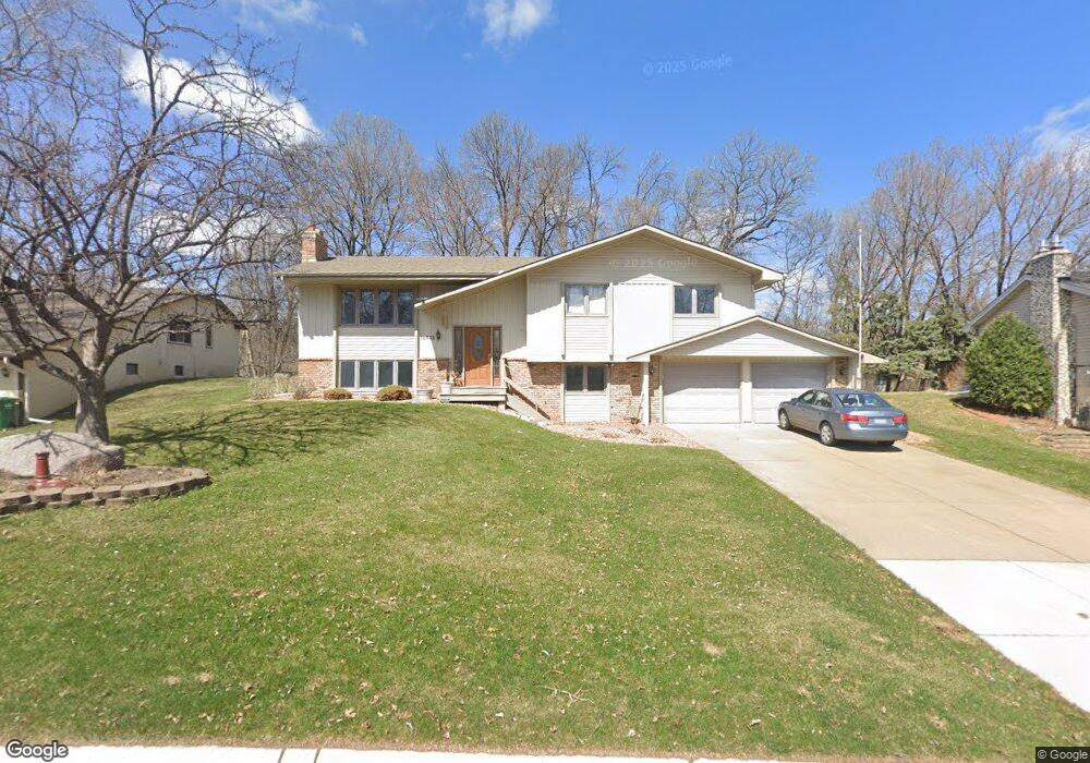 11322 65th Place N, Maple Grove, MN 55369 - photo 1