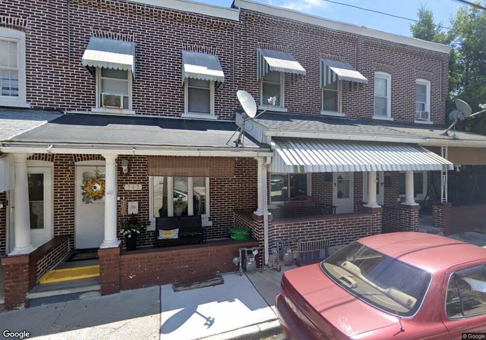 749 S Delaware St, Allentown, PA 18103 - photo 1