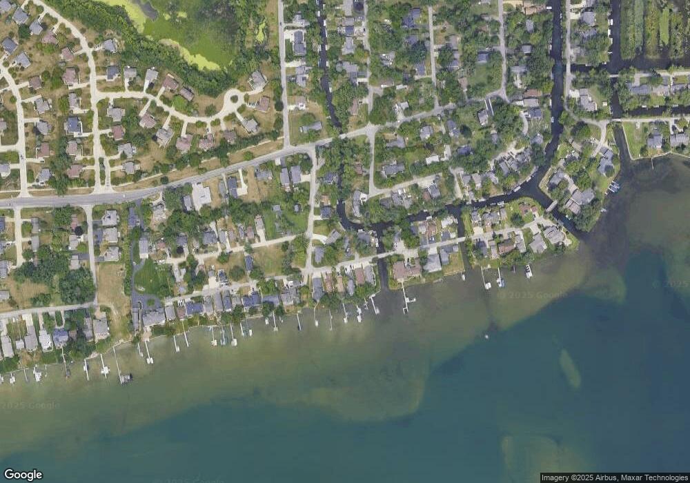 4830 Linwood St, West Bloomfield, MI 48324 - photo 1