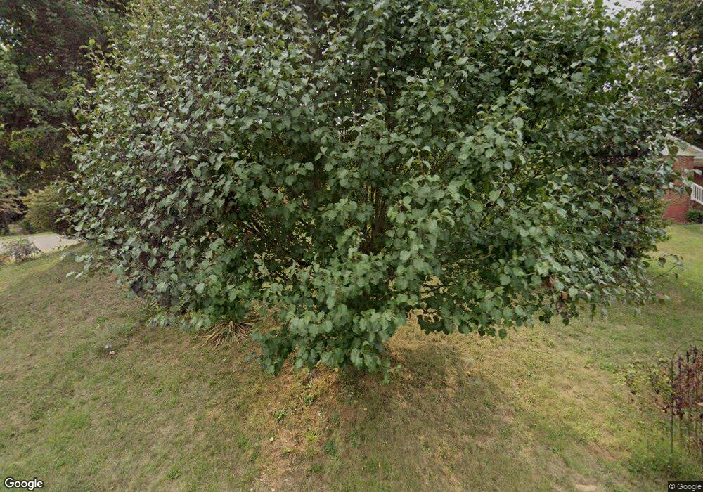 100 Robinhood Rd, Staunton, VA 24401 - photo 1