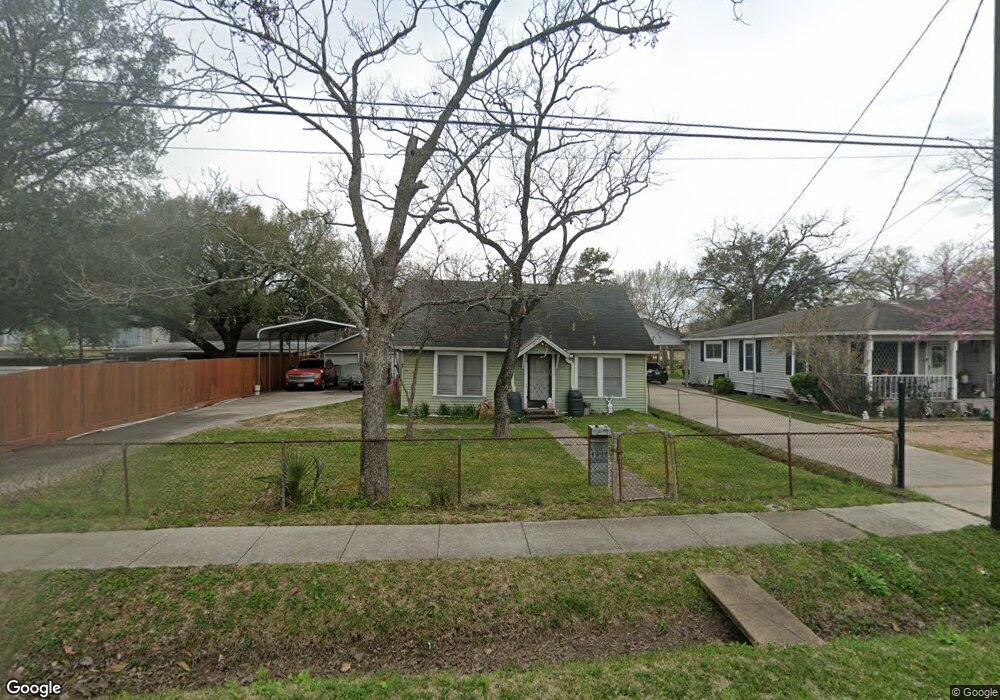 7815 Melrose St, Houston, TX 77022 - photo 1