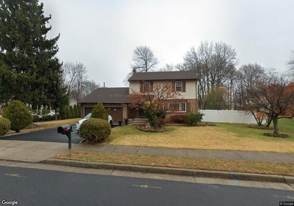 894 Beatrice Pw, Edison, NJ 08820 - photo 1