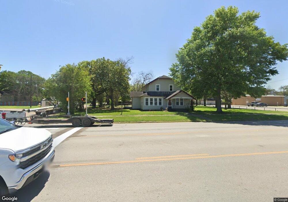 1320 7th St, Bay City, TX 77414 - photo 1