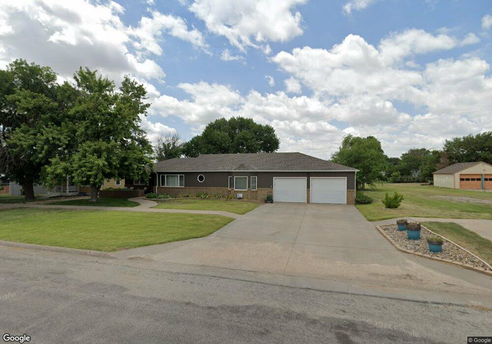 613 N Main St, Wakeeney, KS 67672 - photo 1