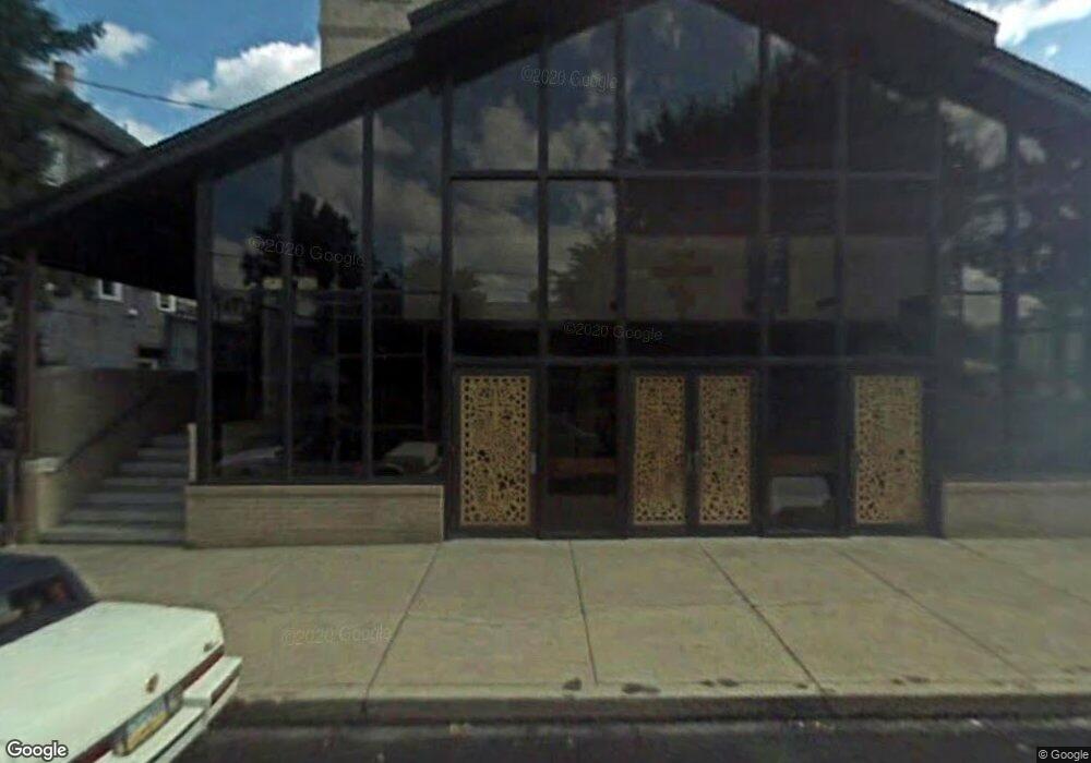 208 Susquehanna Ave, Olyphant, PA 18447 - photo 1