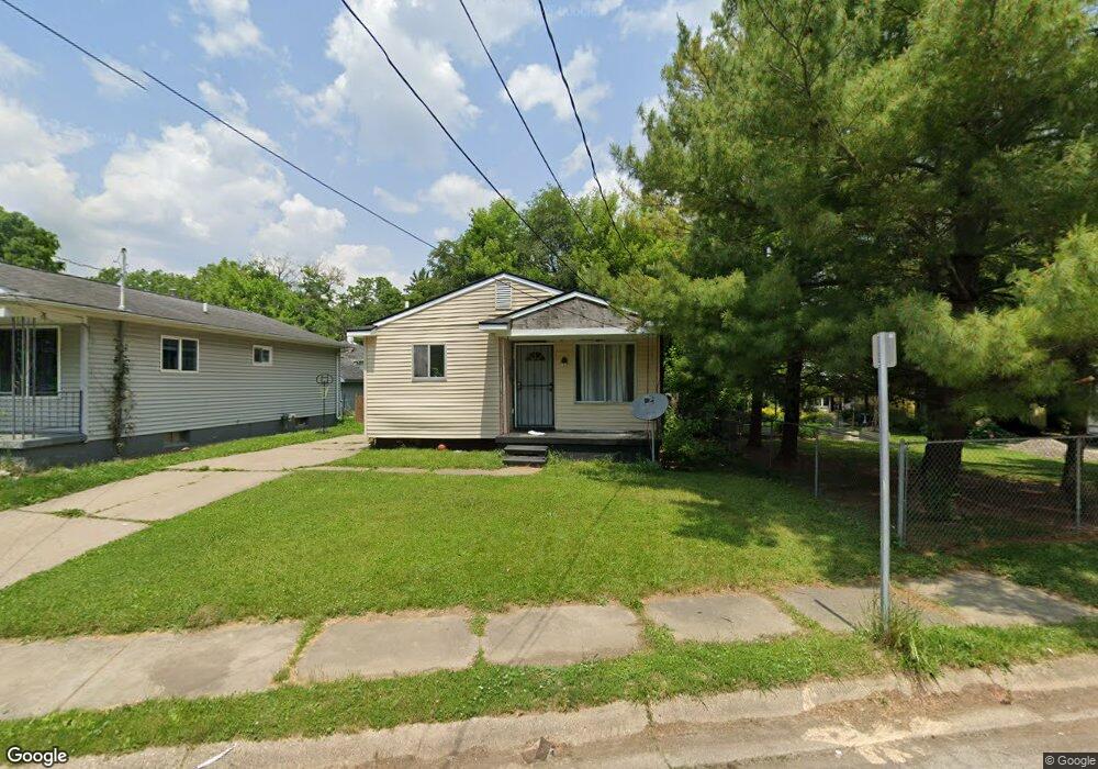 2614 Lester Ct, Flint, MI 48503 - photo 1