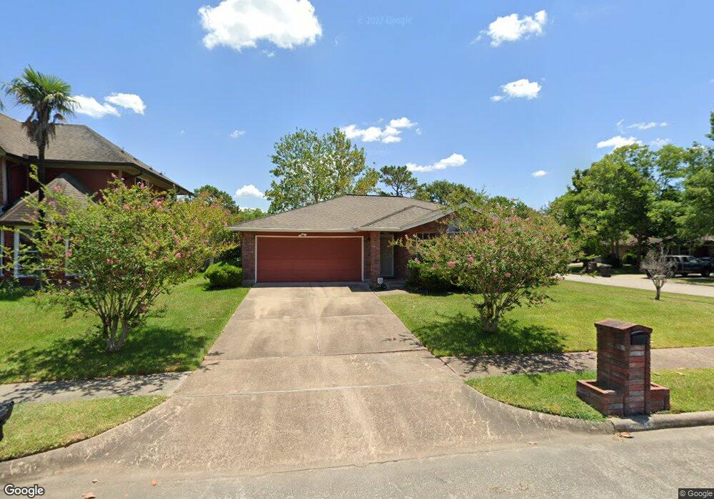 10943 Covered Bridge St, Houston, TX 77075 - photo 1