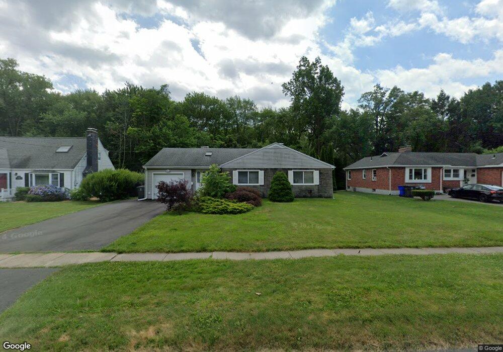 149 Brewster Rd, West Hartford, CT 06117 - photo 1