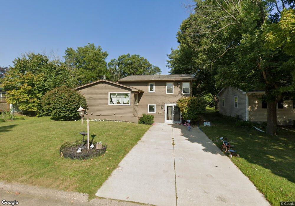 1149 Oakview Dr, Columbus Junction, IA 52738 - photo 1